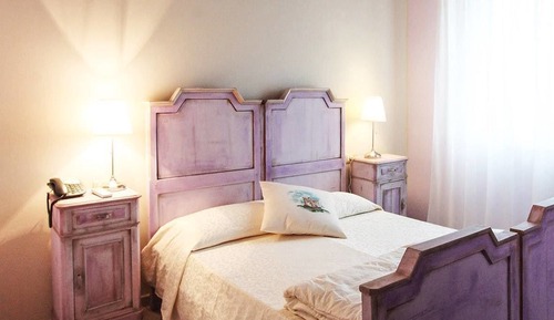 Apartment, Multiple Beds