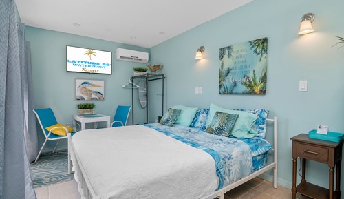Deluxe King Studio Waterfront