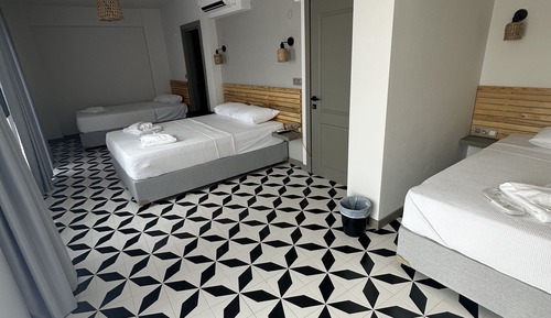 Family Quadruple Room, Balcony, Garden View