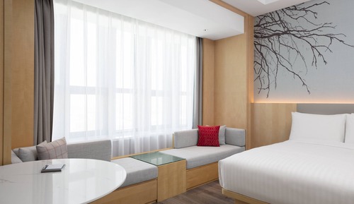 Room, 2 Double Beds, City View
