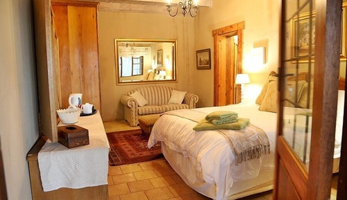 Family Room (Large Family Unit)