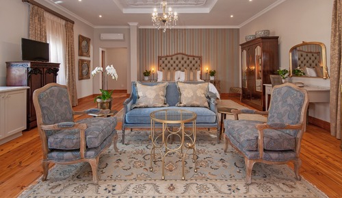 Superior Room, 1 King Bed, Non Smoking, Garden View