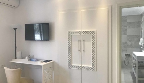 Deluxe Double Room, Non Smoking, Garden View (Amber)