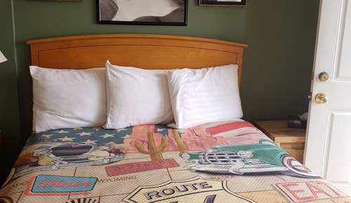 Standard Room, 1 Queen Bed, Non Smoking