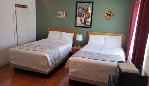 Family Room, Multiple Beds, Non Smoking