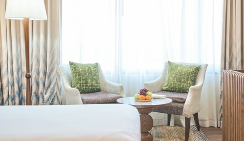 Deluxe Room, 1 King Bed