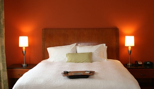 One king studio suite non smoking