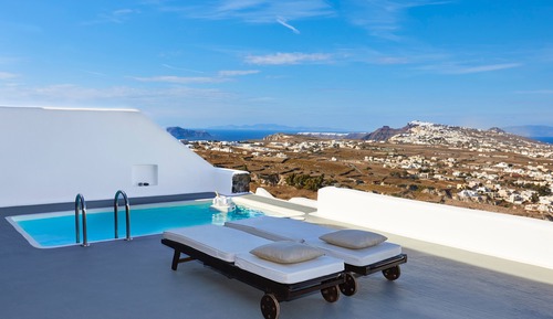Vita Residence Suite with Heated Pool and Panoramic View