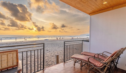 Front Sea view Hut