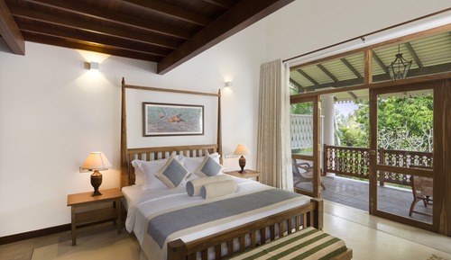 Deluxe Double Room, 1 King Bed, Garden View