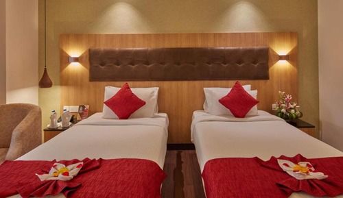 Deluxe Double Room, Smoking, Garden View