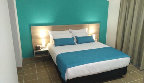 Suite, 1 Queen Bed with Sofa bed, Non Smoking (with Sofabed)