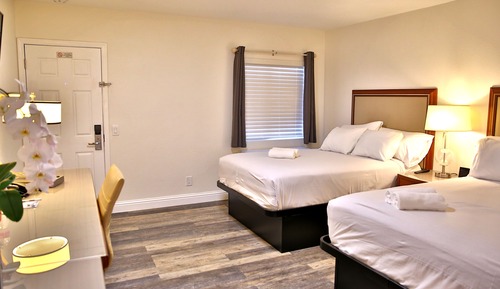 Room, 2 Double Beds, Non Smoking