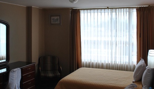 Triple Room, Multiple Beds