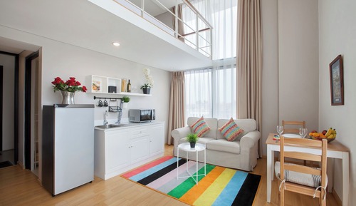 Premier Loft