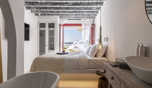 Suite, 1 Queen Bed with Sofa bed, Sea View