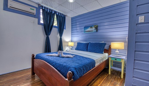 Crab Family Room