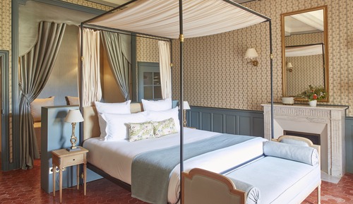Prestige Suite