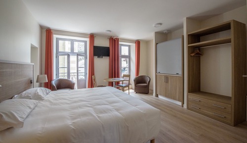 Double Room, Kitchen