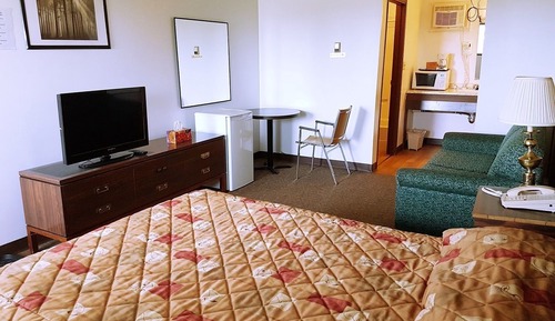 Standard Room, 1 Queen Bed