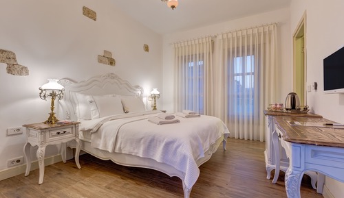 Junior Double Room, Ground Floor