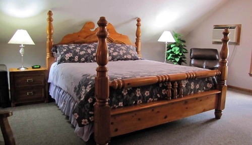 Standard Room, 1 Queen Bed
