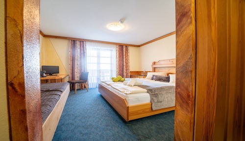 Double Room, Balcony, Mountain View