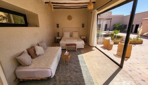 Deluxe Triple Room, Courtyard View