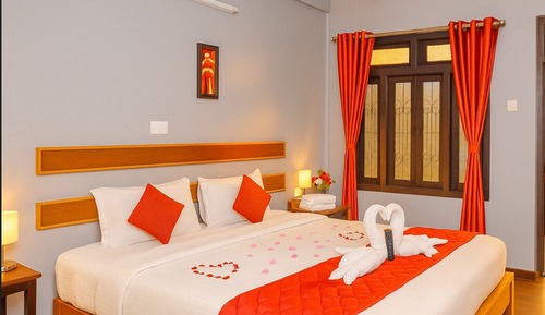 Standard Double Room, Garden View