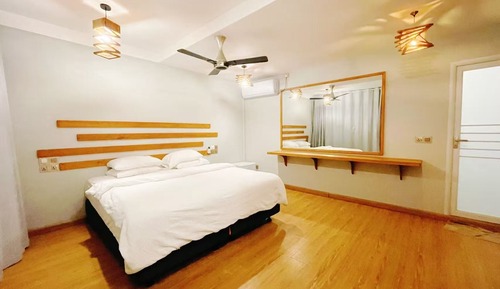 Classic Twin Room, Courtyard View