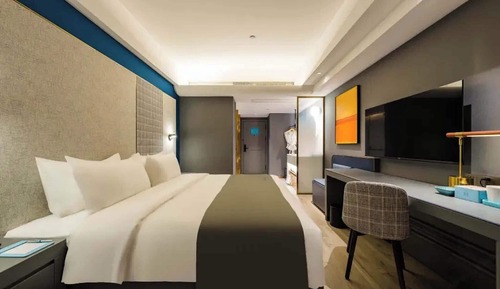 Classic Double Room, City View