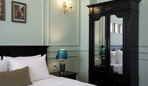 Deluxe Double Room, City View