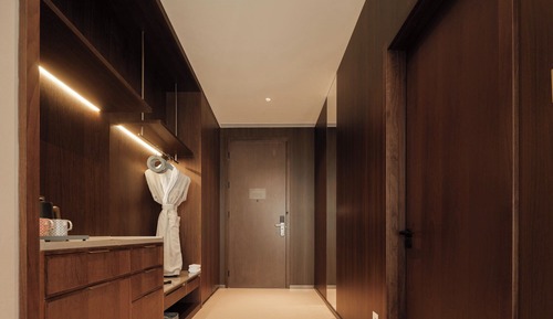 Deluxe Twin Bed Room