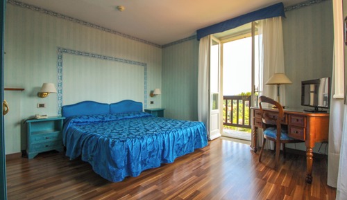 Double Room or Twin Room with Balcony