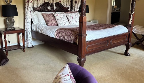  Egremount Four Poster
