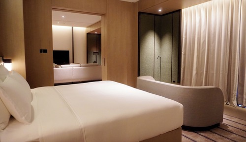 Luxury Suite, Patio, City View