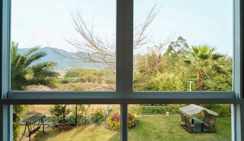 Senior Twin Room, Valley View