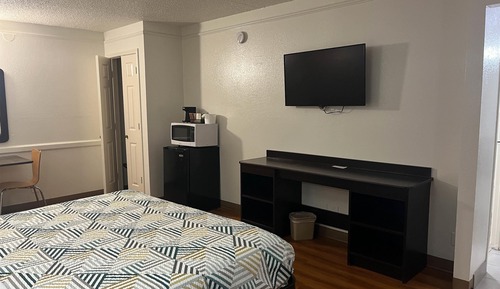 Deluxe Room, 1 King Bed, Non Smoking