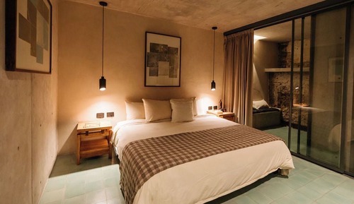 Junior Suite, Pets Allowed, Courtyard View