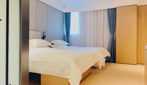 Family Twin Room (1.2m & 1.8m Beds)