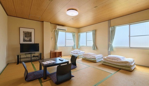 Japanese-style Triple Room, Smoking, Shared Bathroom (for 3 pax)