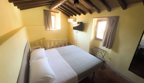 Classic Apartment, Balcony