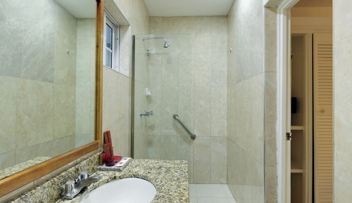 Standard Courtyard Room