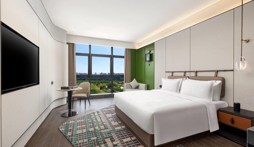 Superior Room, 1 King Bed, Non Smoking, Garden View