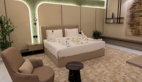 Executive Apartment, City View