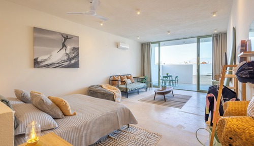 Deluxe Ocean Front Suite