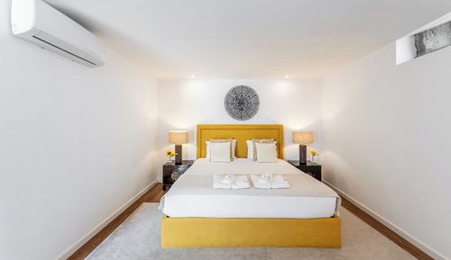 Deluxe Suite, 1 King Bed