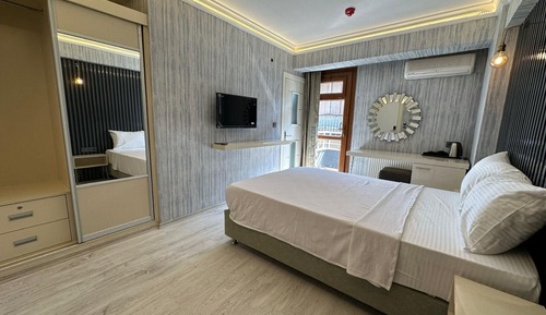 Deluxe Double Room, Balcony