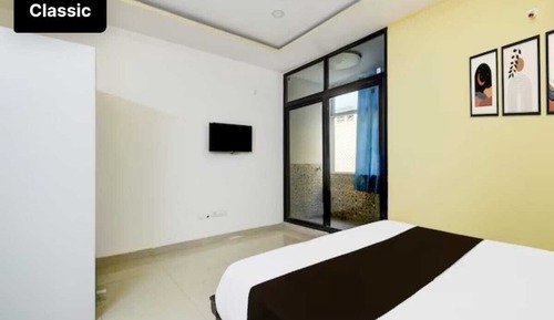 Room, Balcony, City View