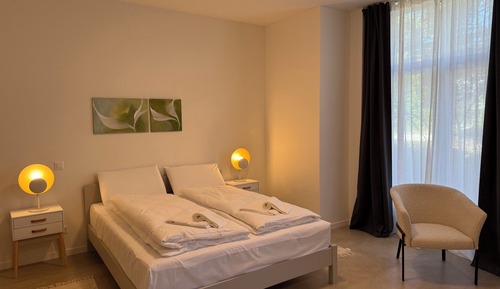 Junior Studio Suite
